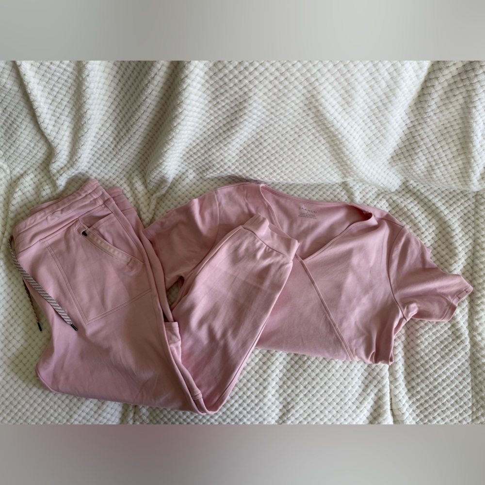 JAANUU SCRUBS SET